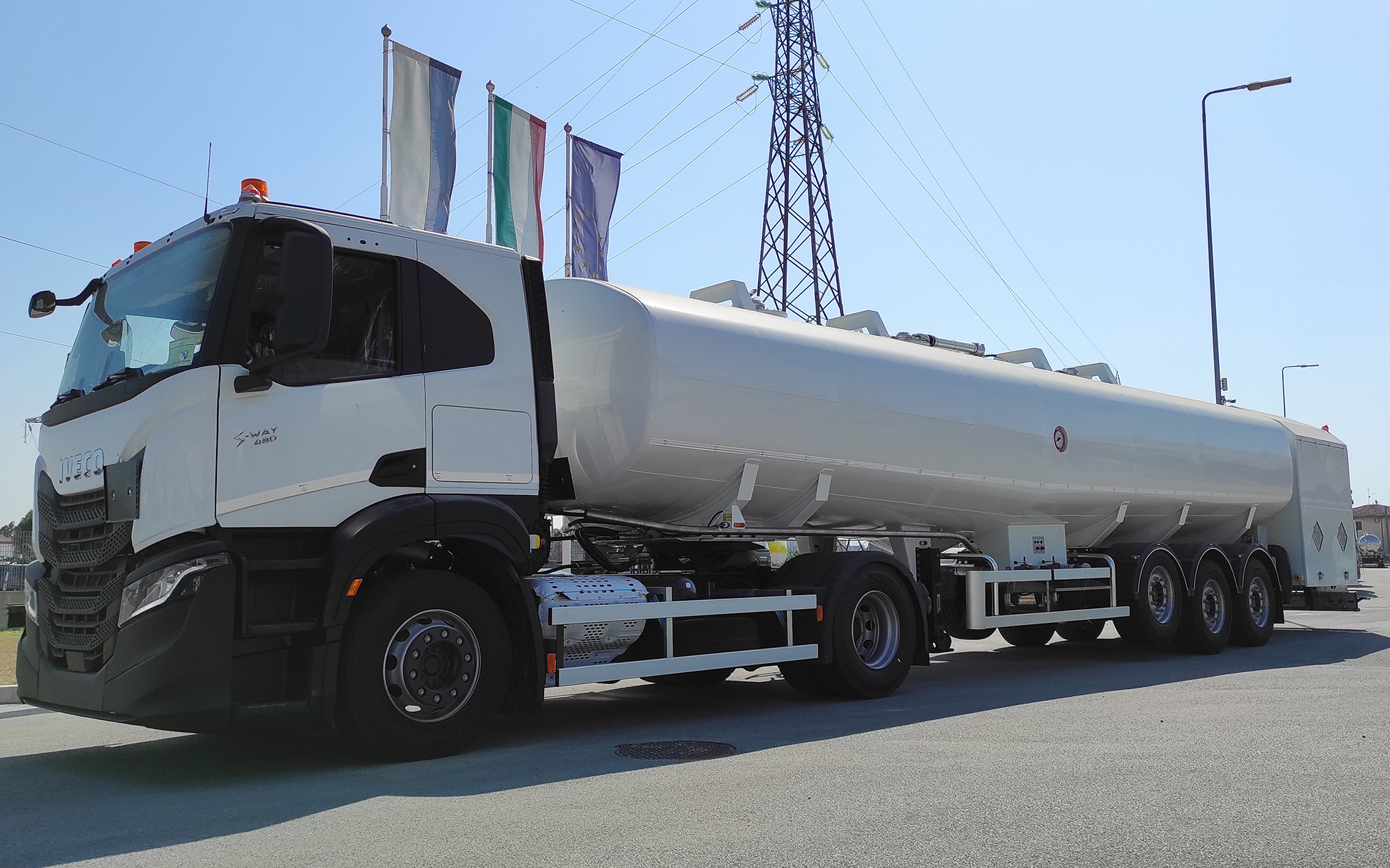 New Sacim Aircraft Refueller - Hungarian market